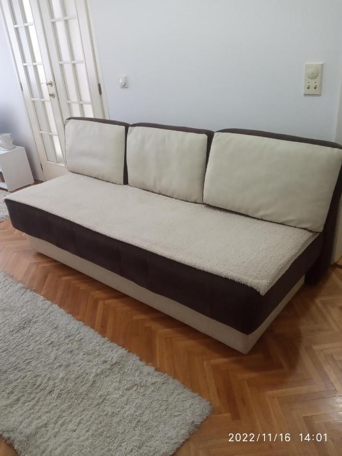 Mm2 Appartement Novi Sad Buitenkant foto