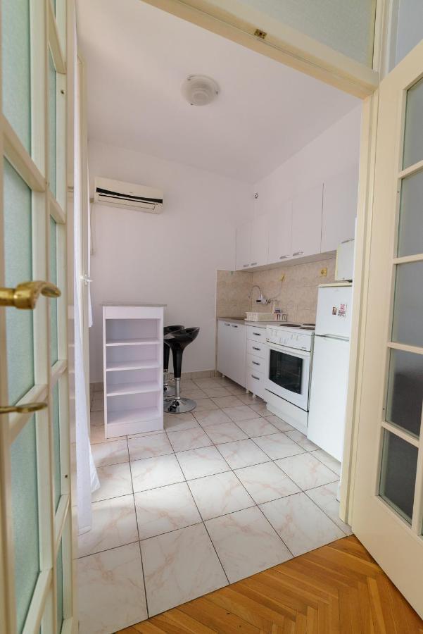 Mm2 Appartement Novi Sad Buitenkant foto
